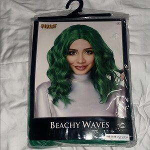 Green Beachy Waves Wig